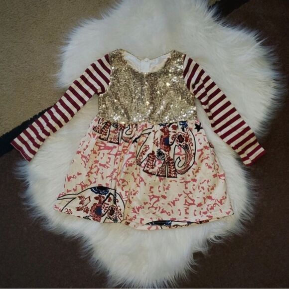 Unbranded Other - Girl’s boutique elephant sequins top 24/2T EUC